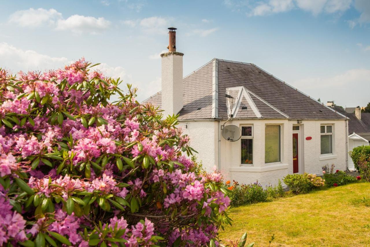 Luxury Super Central Cottage With A Hot Tub/ Gym Portree Exterior photo