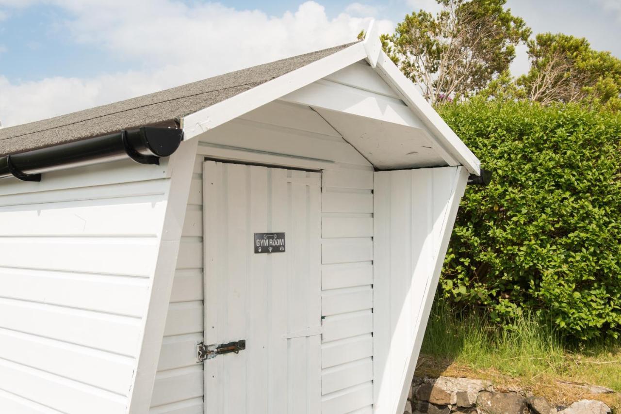 Luxury Super Central Cottage With A Hot Tub/ Gym Portree Exterior photo